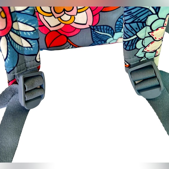 Vera Bradley Small Backpack Quilted Floral Print Blues, Grey, Pink, Red EUC - Picture 4 of 14